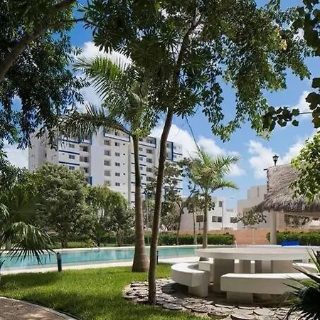 Hermoso apartamento piscina, céntrico, área libre. Cancún Exterior foto